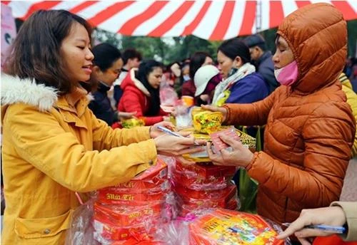 “零元春节市集”为穷人送上温暖