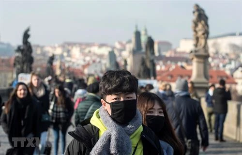 旅捷越南人积极参与当地防控新型肺炎疫情的战斗