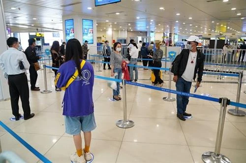 越南航空局要求各家航空公司严格遵守防疫规定