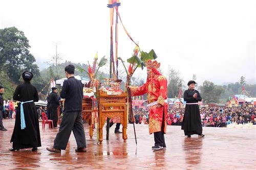 各地陆续举行春季民俗活动