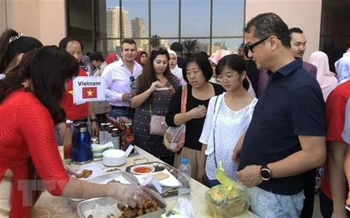 通过亚洲食品饮料系列活动向世界推介越南饮食文化