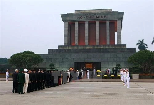 胡志明主席陵自12日起恢复开放