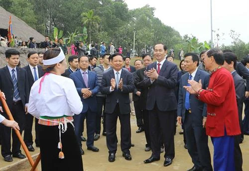 国家主席陈大光出席2018年“祖国各地春色节”