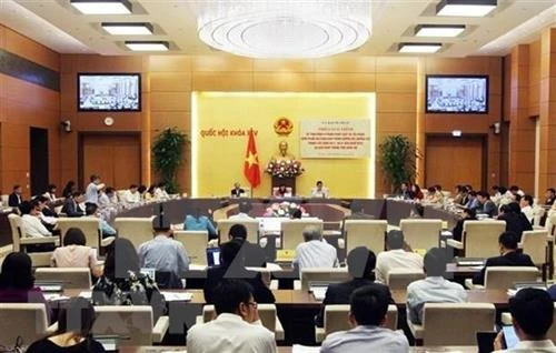 越南国会司法委员会第十三次会议召开