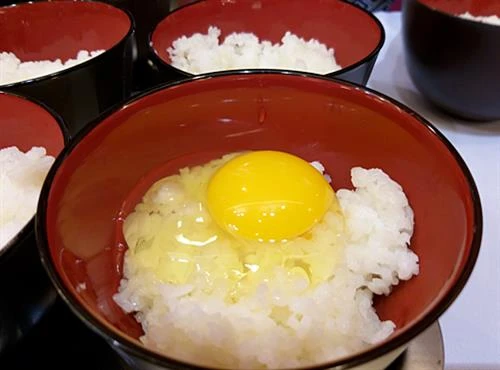 首次向市场供应新鲜即食鸡蛋