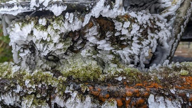 越南高平省法澳峰冰雪覆盖