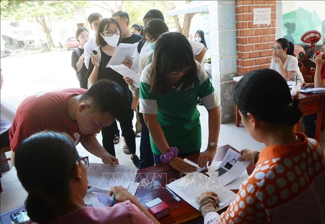 超过90万名学生报名参加2020年高考