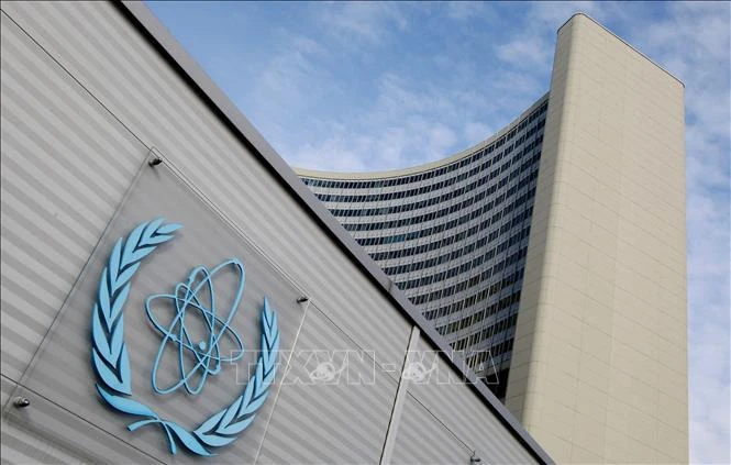 越南常驻IAEA代表阮中坚大使当选IAEA第65届大会副主席