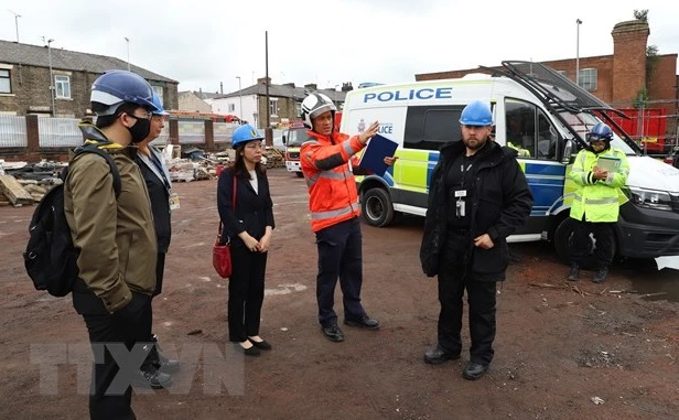 越南驻英大使馆就4名越南人疑似在英国曼彻斯特地区发生的火灾中遇难采取领事保护措施