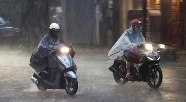 8月25日夜间至27日北部地区和清化省有大雨和雷阵雨