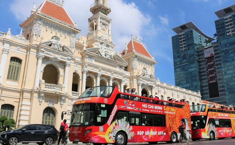 胡志明市制定试点迎接外国游客计划