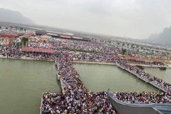 三祝寺接待游客量猛增 管理委员会努力做好防疫工作