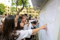 教育与培训部部长：加快国家高中毕业和大学入学统一考试试卷复审工作的进度