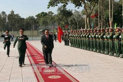 本扬•沃拉吉同志造访越南人民军队第四军区