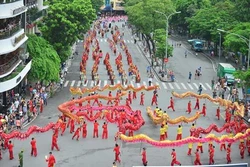 河内龙舞联欢会拟在还剑湖步行街举行