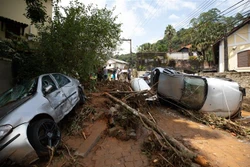 越南国家主席阮春福就暴雨和山体滑坡灾害向巴西总统致慰问电